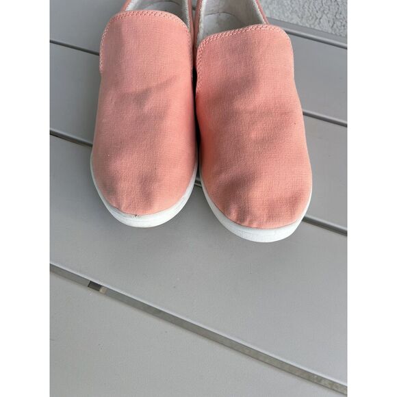 Vionic Beach Marshall Women’s Slip On Sneaker - Size 8.5 - Orange Coral - Picture 6 of 8